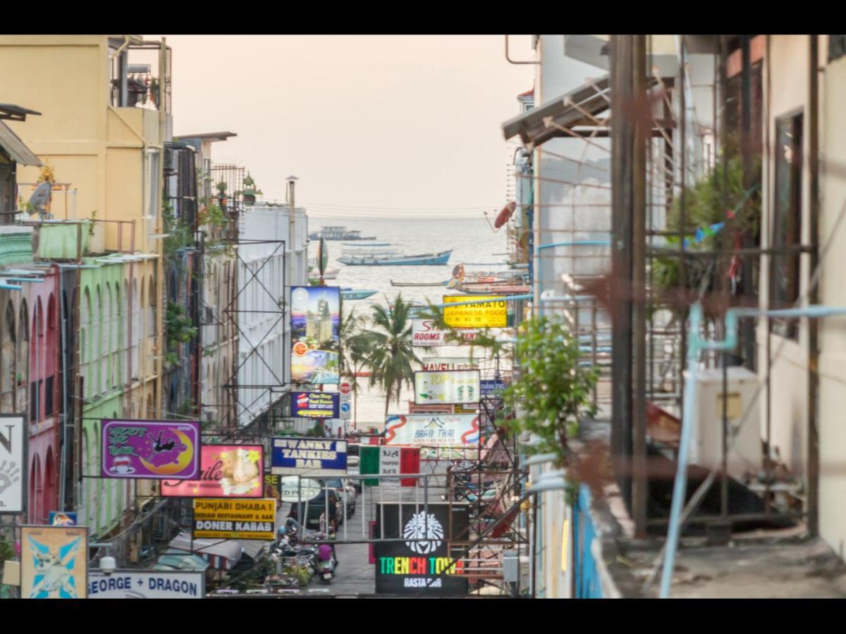 ホテル Tuk'S Sports Bar パッタヤー エクステリア 写真